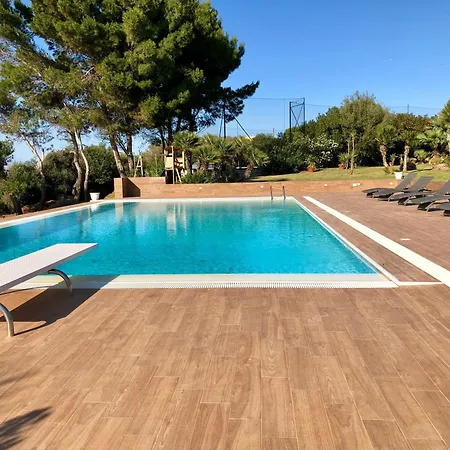 Edo Villa *