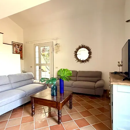 Edo Villa